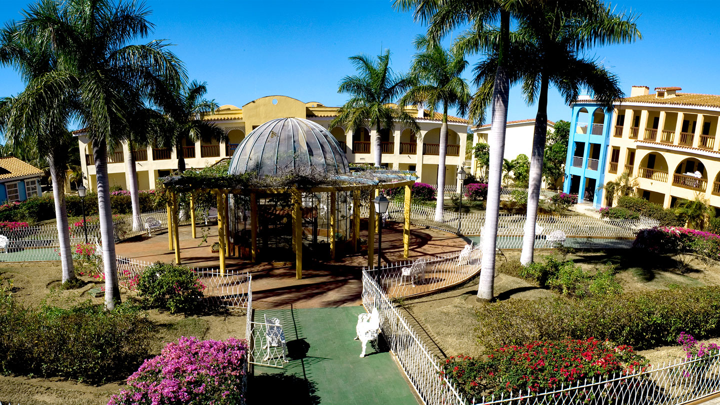 Brisas Trinidad del Mar Hotel